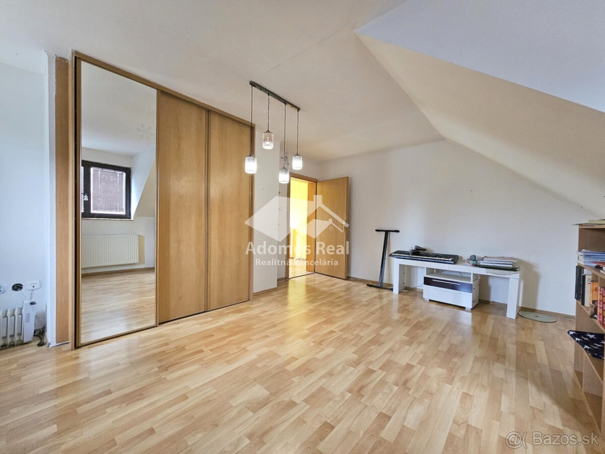 7-IZBOVÝ RODINNÝ DOM S BAZÉNOM - SEČOVSKÁ POLIANKA - 10