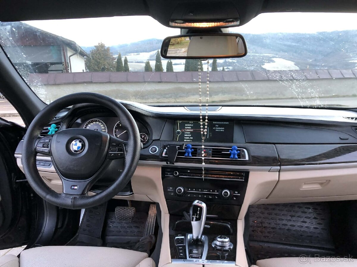 BMW 740 d - 10