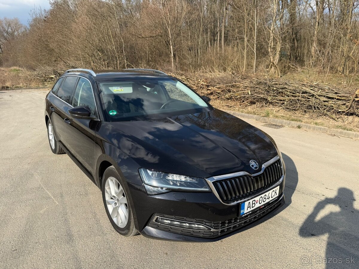 Škoda Superb Combi 2.0 TDI STYLE 4x4 - 10