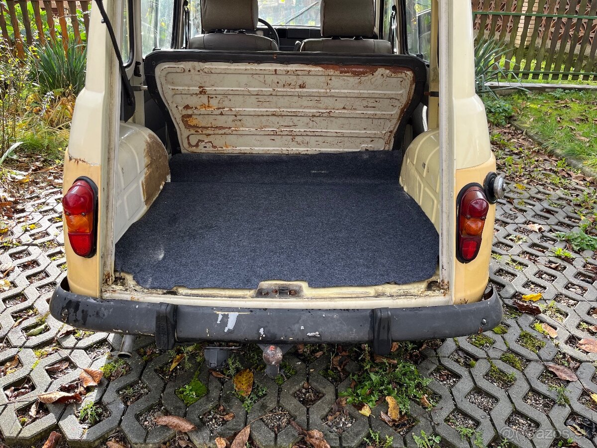 Renault R4 / 112C - 10