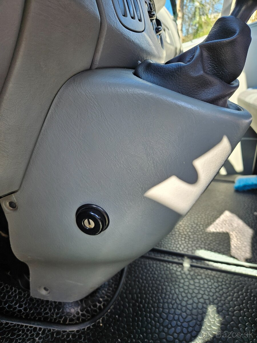 Renault Trafic 2014 84kw 9 miest M6 nová STK EK zimné gumy - 10