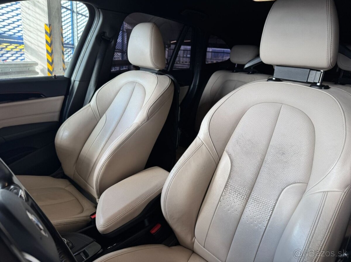 BMW X1 - 10