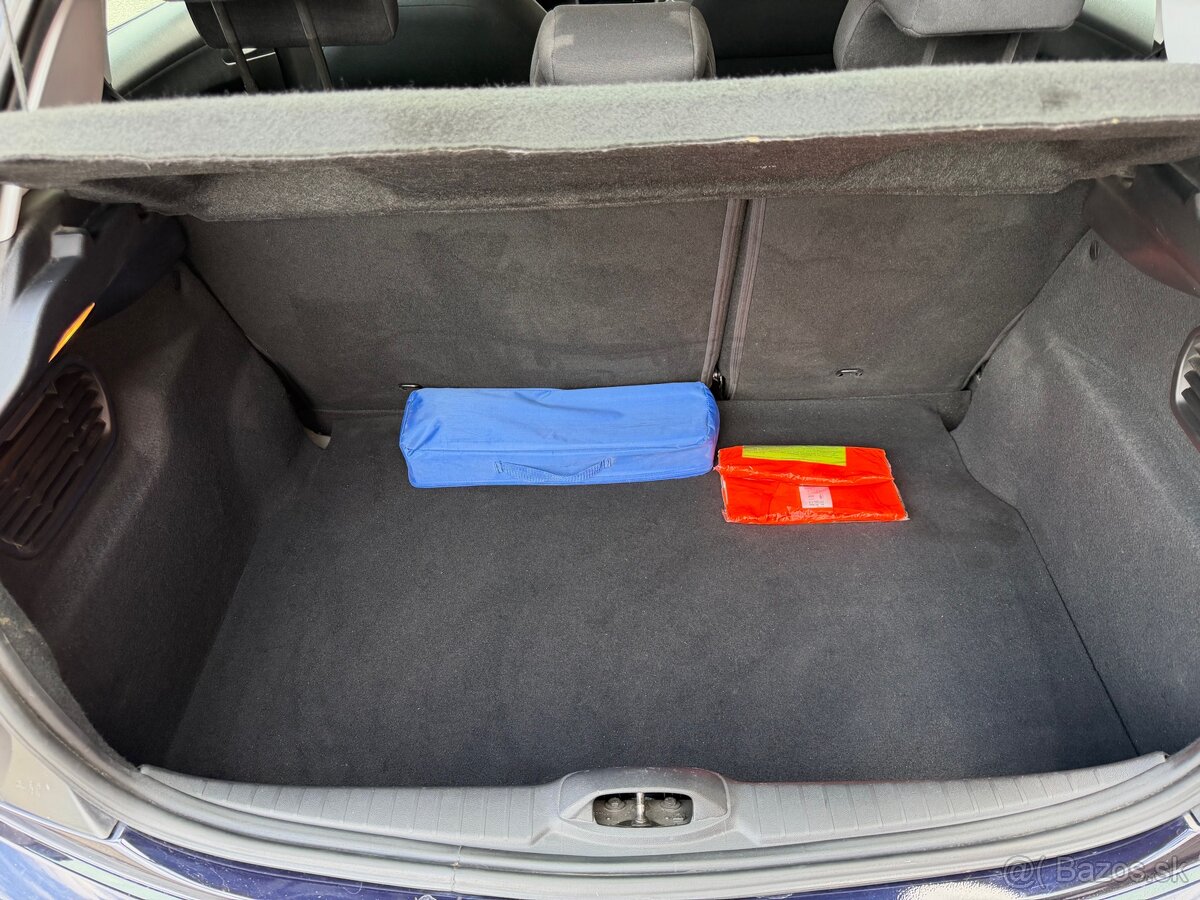 Peugeot 208 1,2i - 10