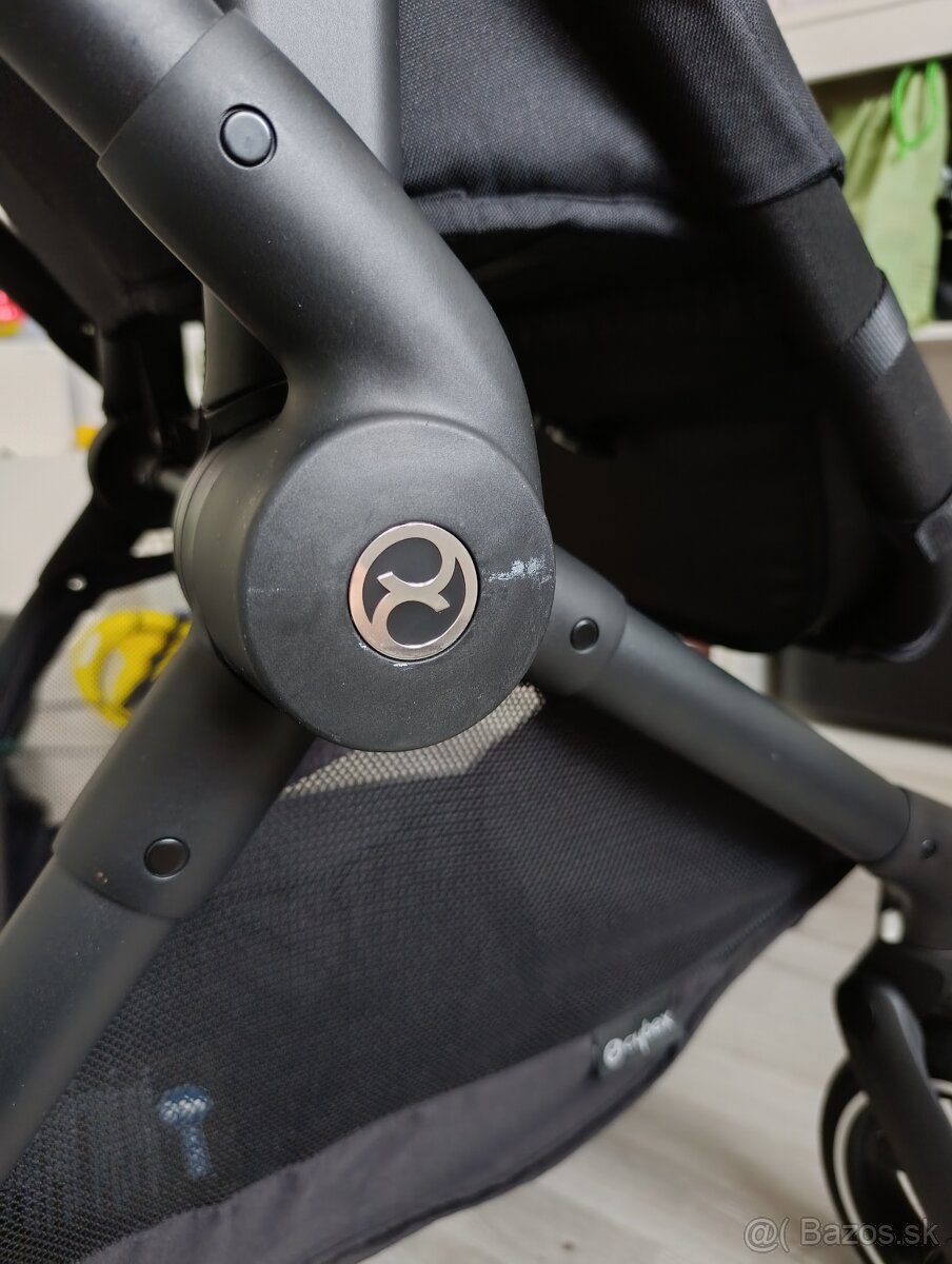 Cybex EOS Lux + adaptéry - 10