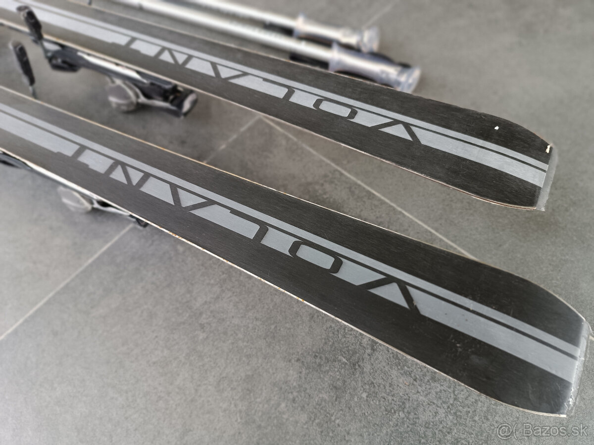 Lyže Volant a lyžiarky Atomic - 10