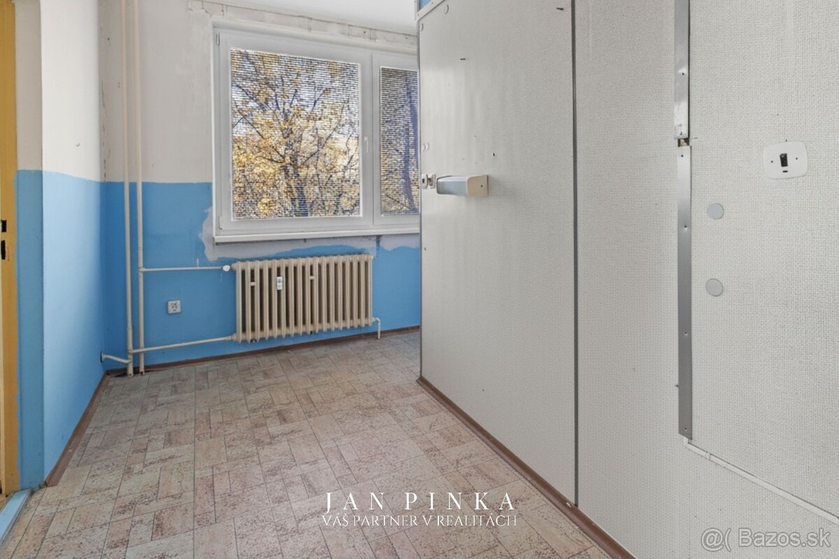 4-izbový byt v tichej časti Ružinova +komora+šatník+špajza - 10