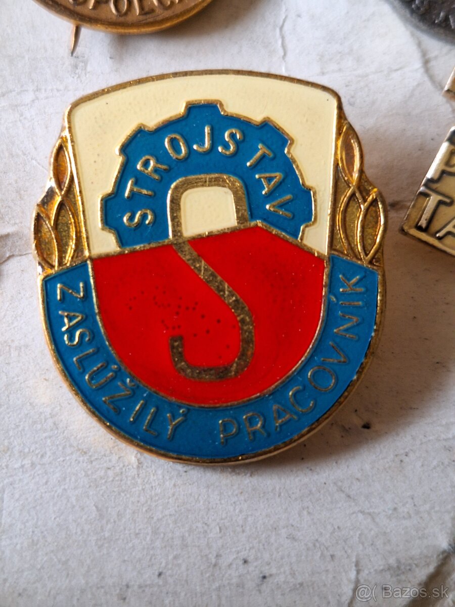 Staré odznaky medaile - 10