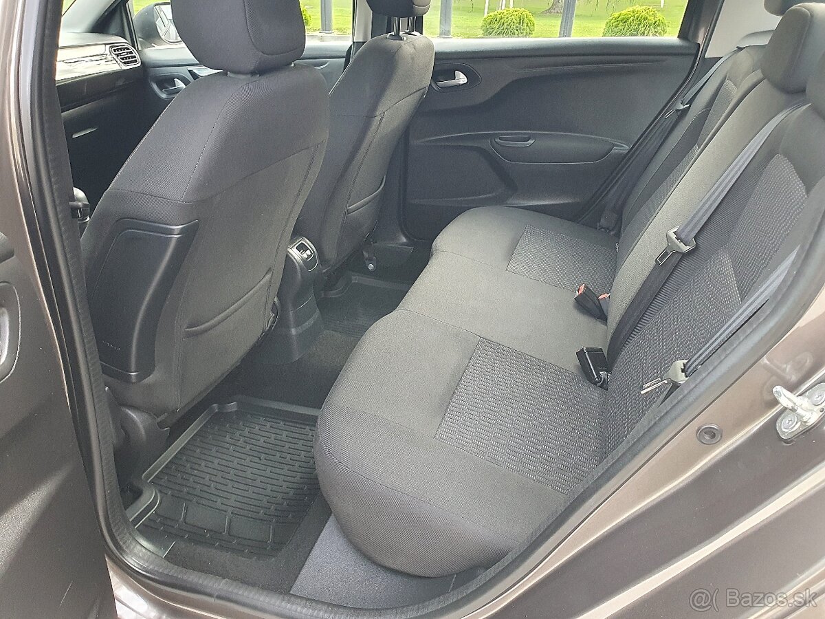 Peugeot 301 1.2 PureTech Allure - 10