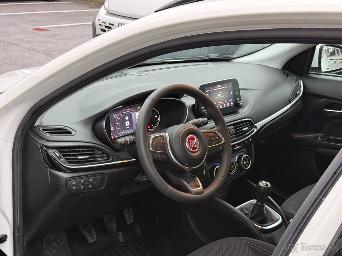 Fiat Tipo Kombi Life 1.0 FireFly 100k 5MT - 10