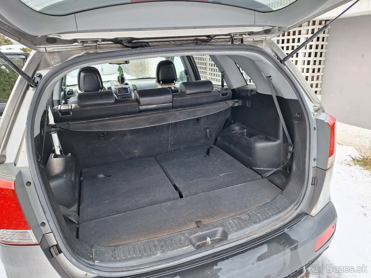 Kia Sorento 2.0 crdi 7 miestne 4x4 awd - 10