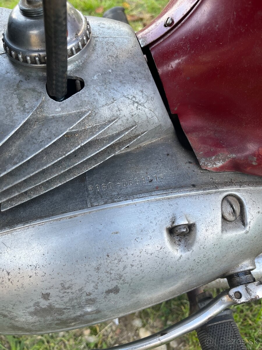 Predam Jawa 350/360 panelka r.v 1970 - 10