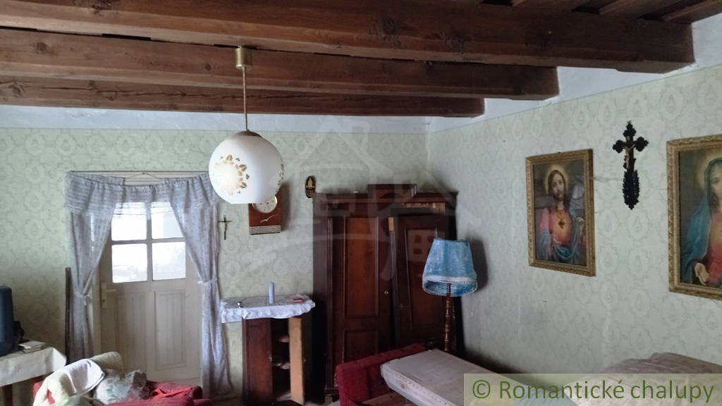 Pozemok s pôvodným domom - 10