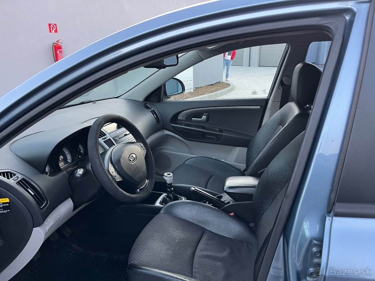 Kia Ceed 1.6CRDI 85Kw 7/27 STK-EKA - 10