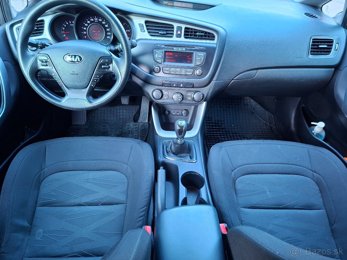 Kia Ceed 1.4 Crdi - 10
