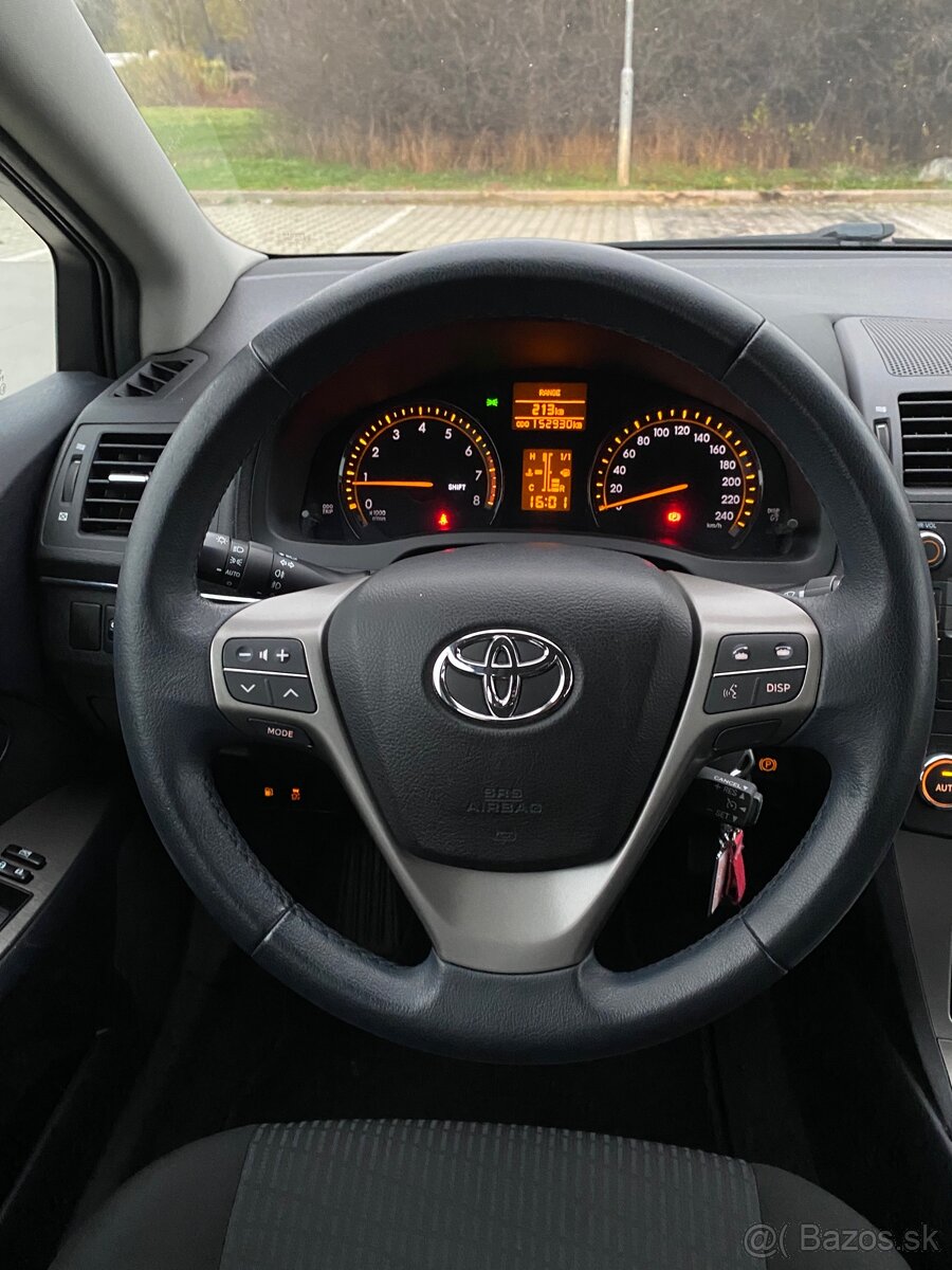 Toyota Avensis 1.8 benzin Sol - 10