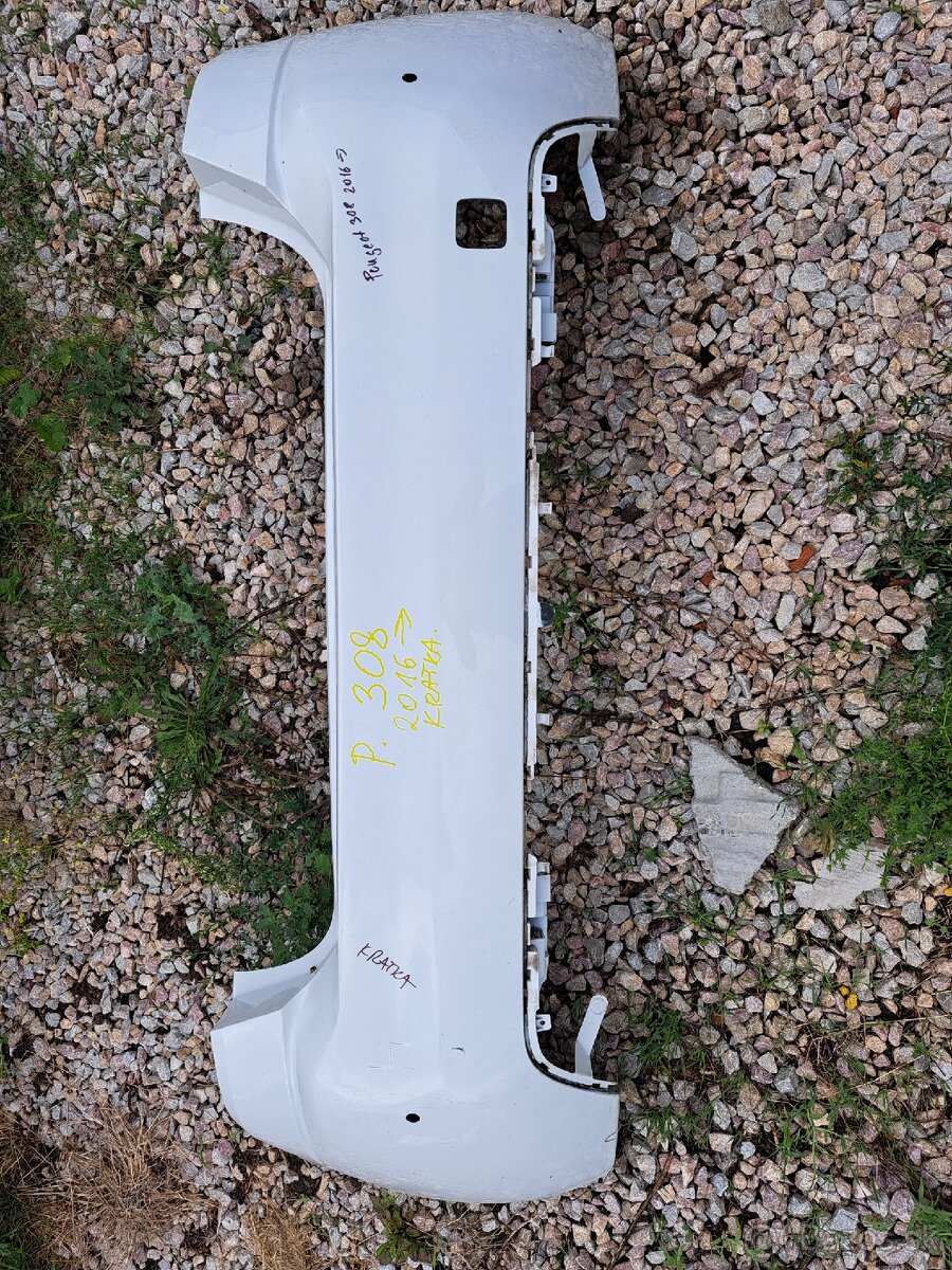 Peugeot Nárazník. - 10