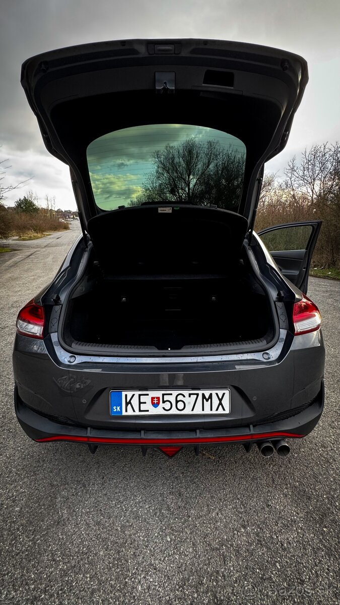 Predám Hyundai i30 FastBack N-Line 1.4 Tgdi - 10
