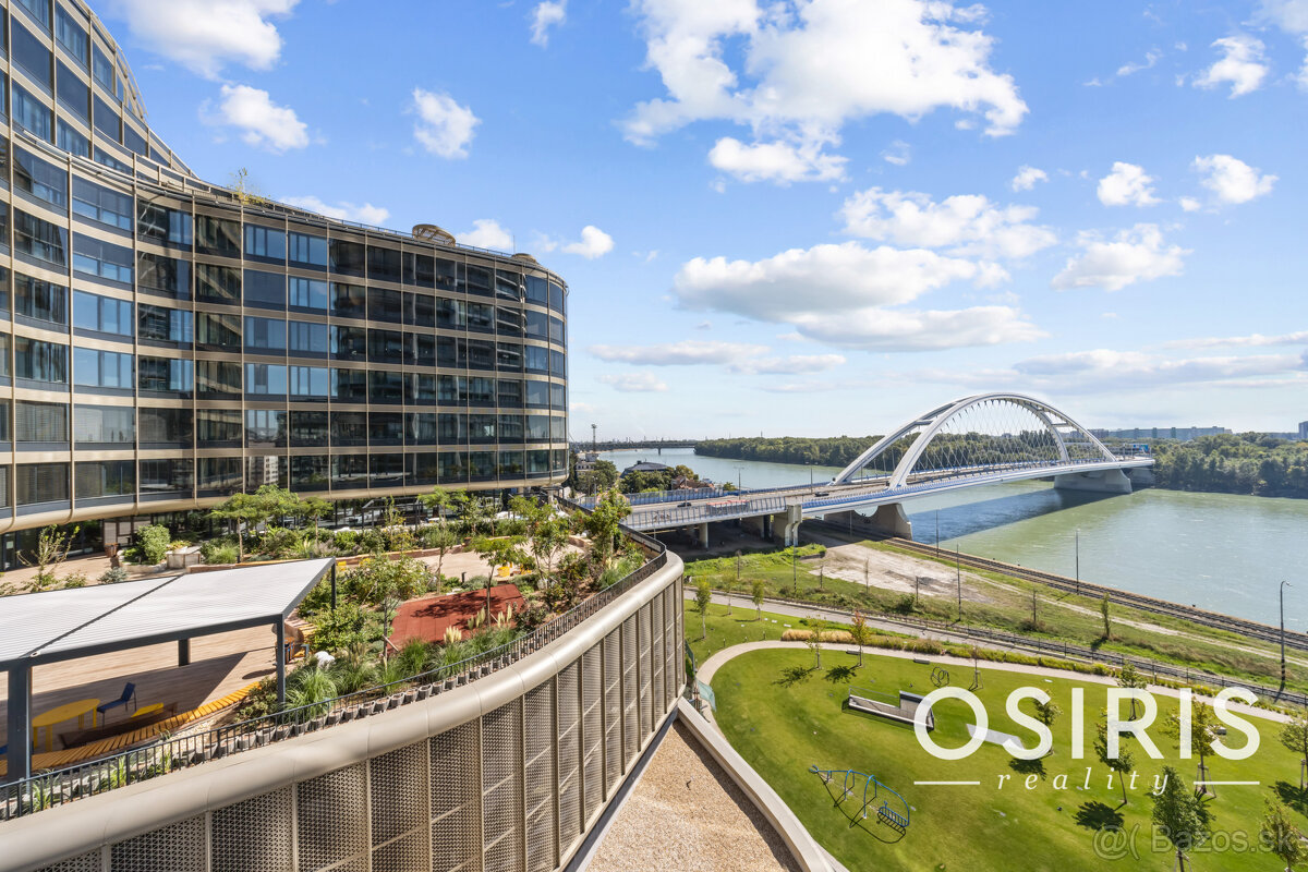 Klimatizovaný 2 izbový byt s terasou v Eurovea Tower, 1x par - 10