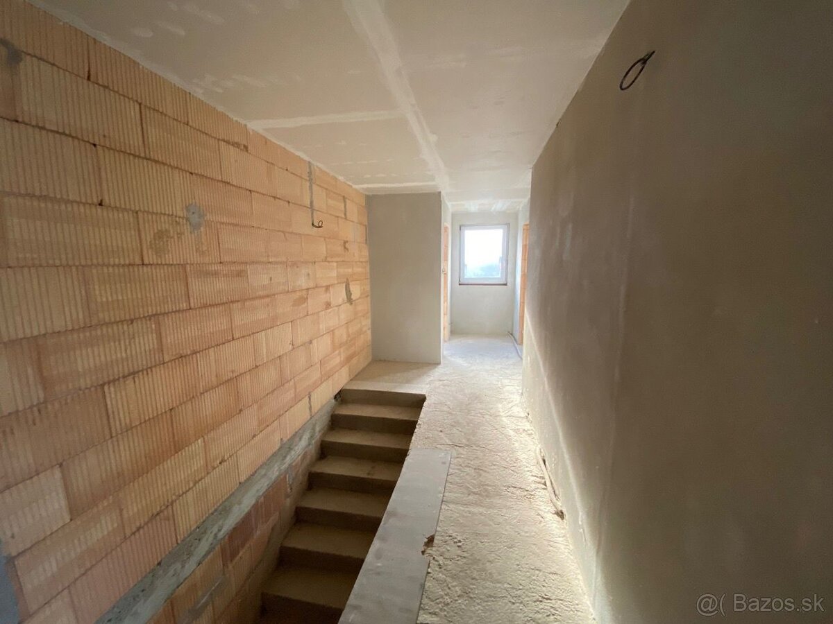 Novostavba v Malom Lapáši - 10