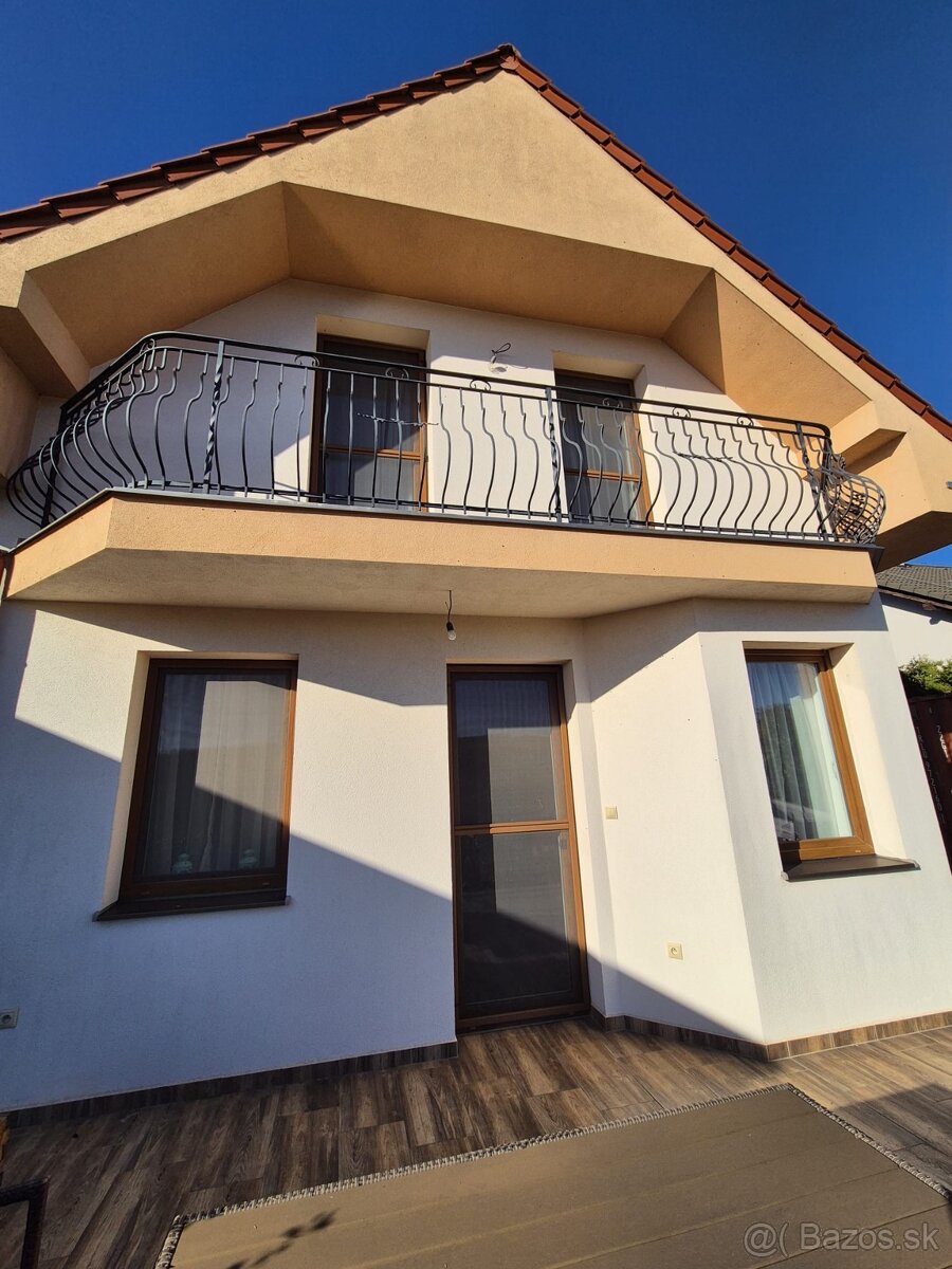 Predám 4 izbový dom v Stupave - 10