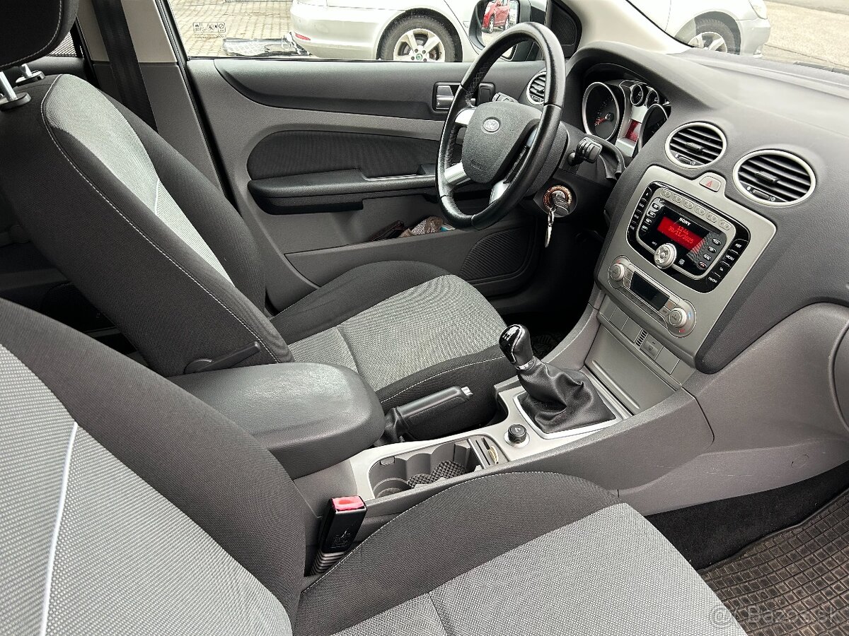 Ford Focus 1.6 16V Duratec Titanium 74kW100HP M5 2011 - 10