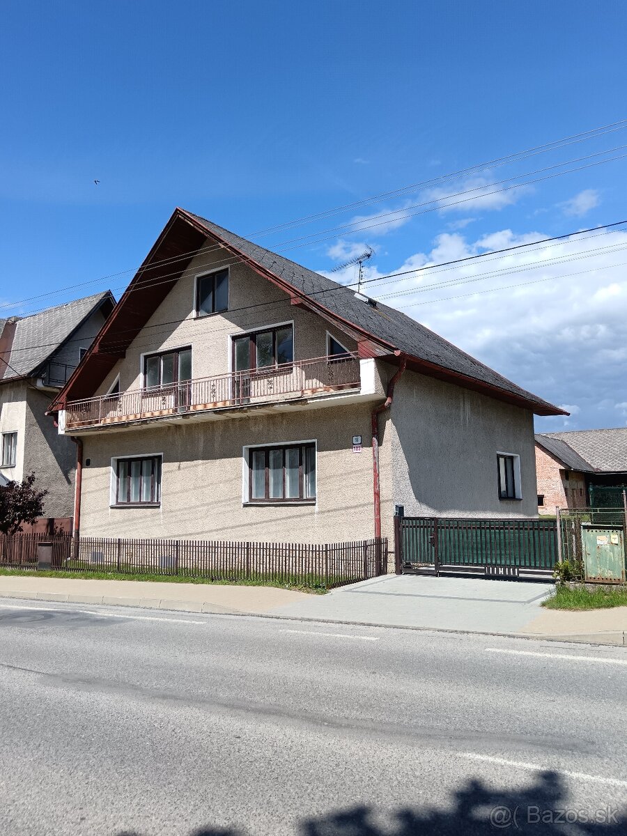 Rodinný dom v centre obce Liesek - 10