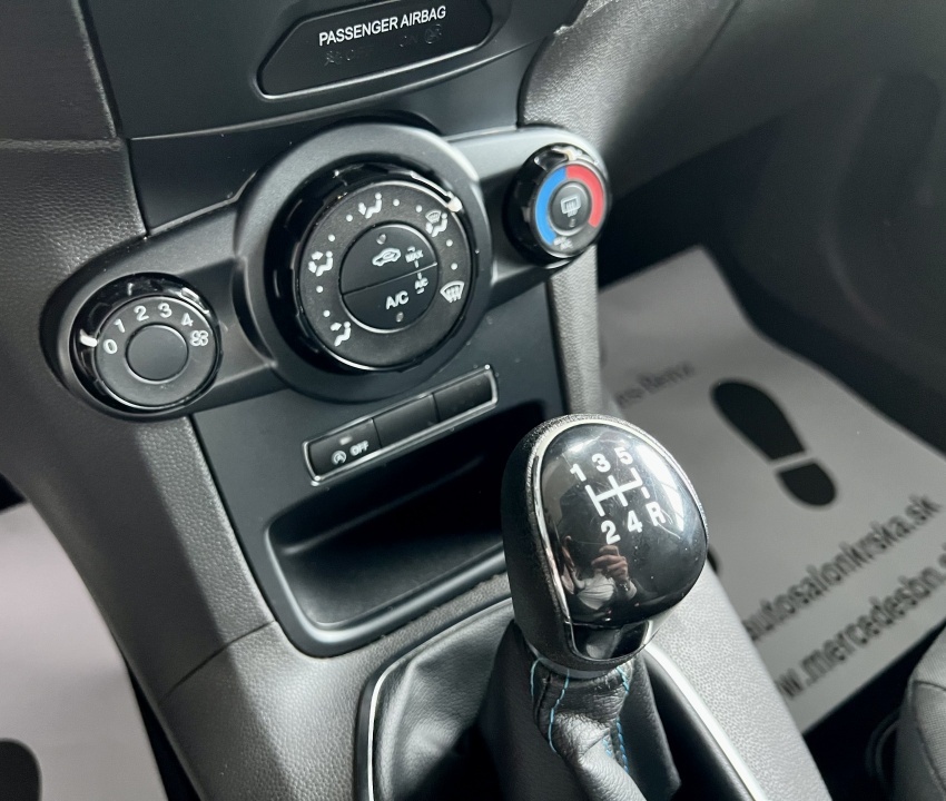 Ford Fiesta 1.0 EcoBoost Ti-VCT Trend SK ŠPZ - 10