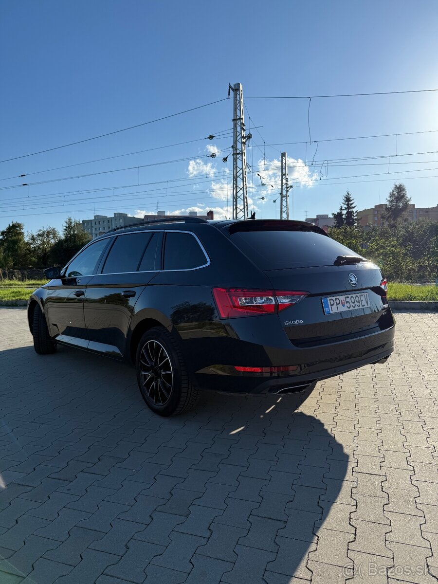 Predám/vymením benzínový superb 4x4 s nízkym nájazdom km - 10