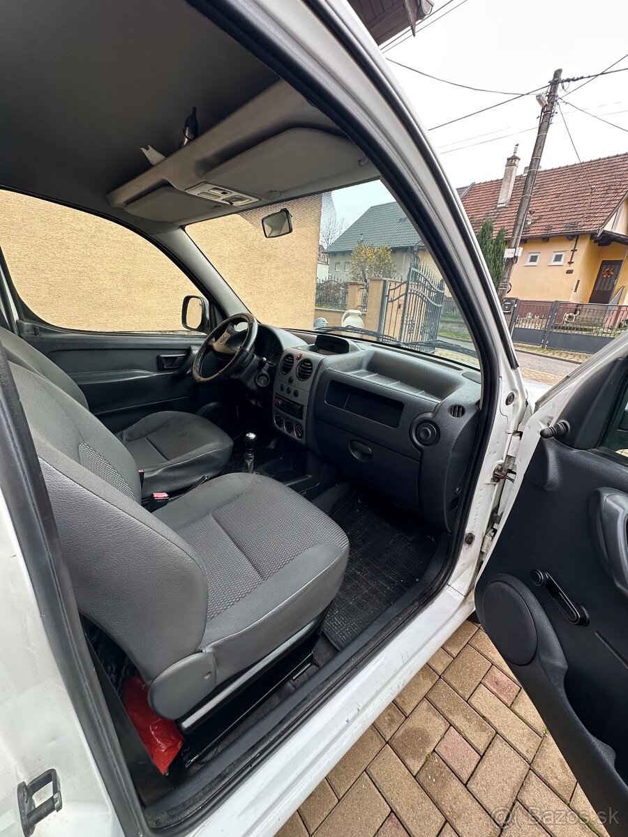 Predám Citroën Berlingo 2010 1.6 HDi 55 kW - 10