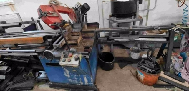 BOMAR pásová pila v dobrém stavu - 10