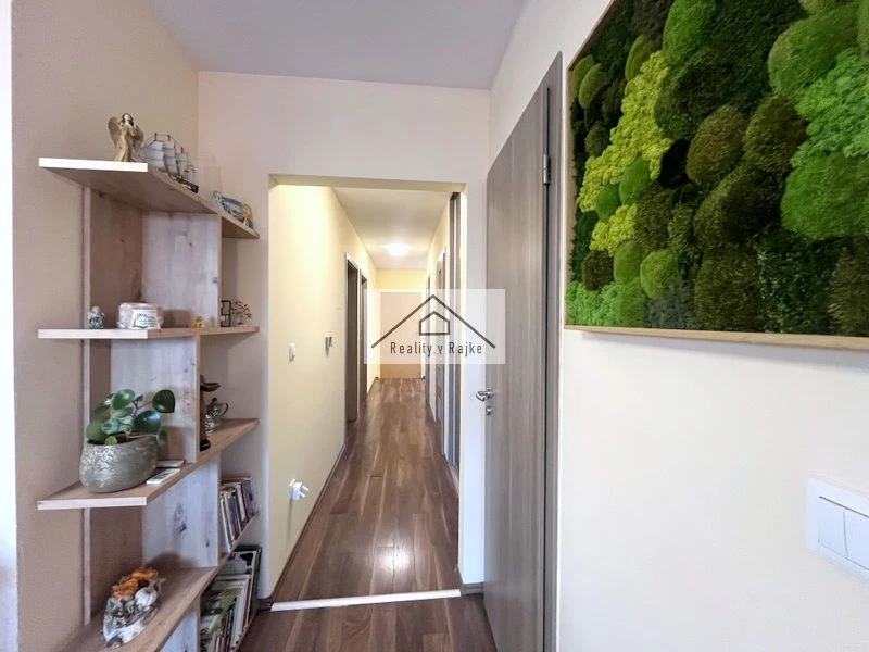 Kúzelný 3-izbový rodinný dom v Rajke - 10