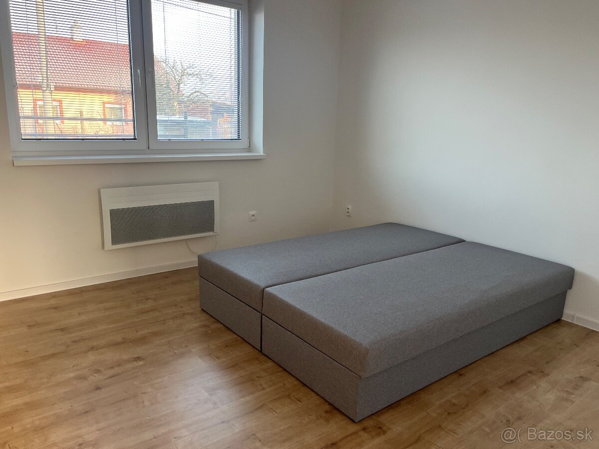 Prenájom – 3 izbový byt v Seredi - 10