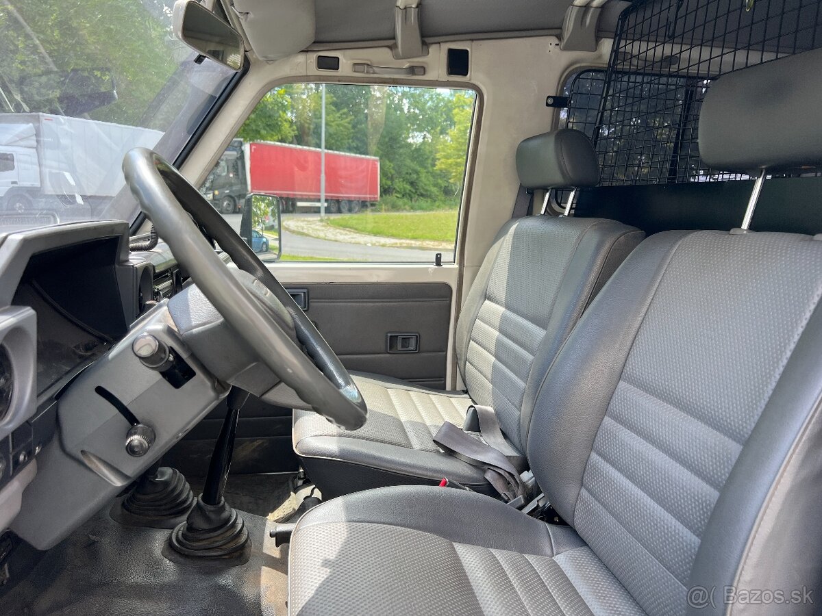 Toyota Landcruiser HZJ 78 - 4.2D, ARB kompresor, uzávěrky - 10