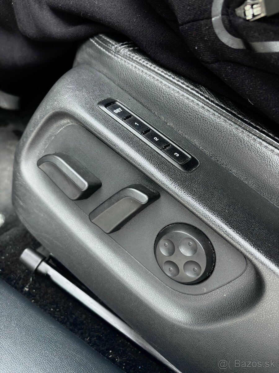 🟢ŠKODA OCTAVIA SCOUT 4x4 - 10