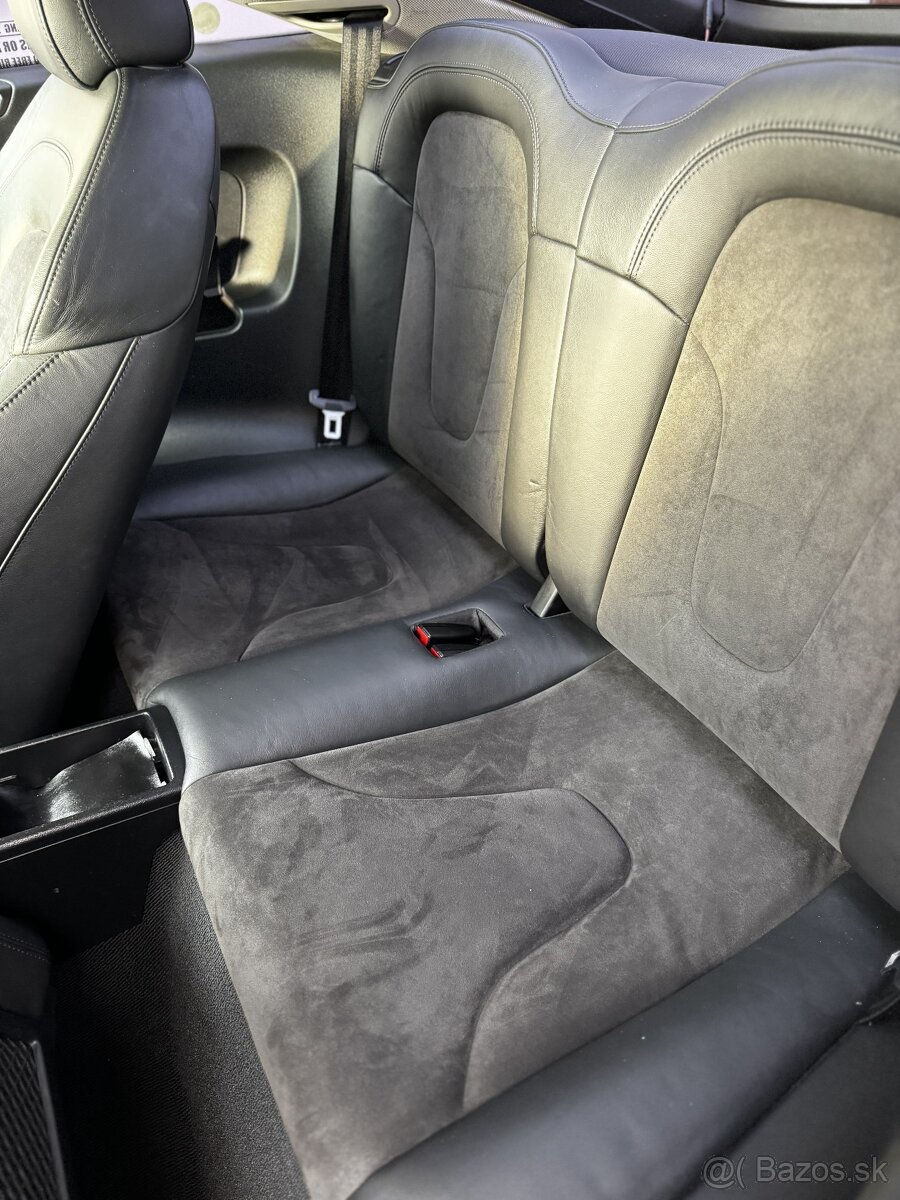 Audi TT Coupé 3.2 quattro DSG - 10