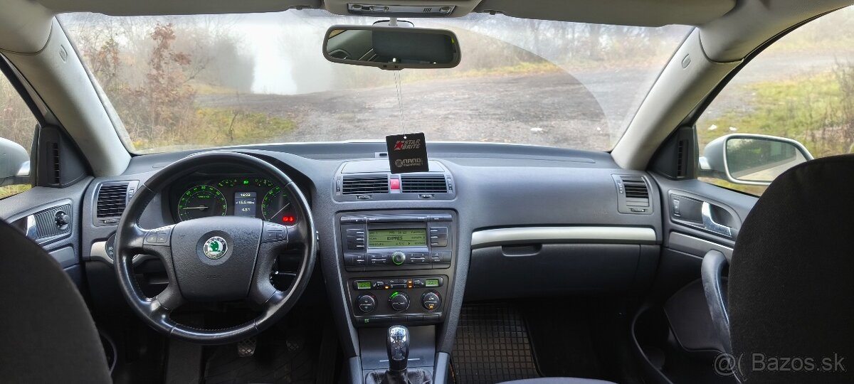 Škoda Octavia II. sedan 1.9 TDI, 77 kW, BKC - 10