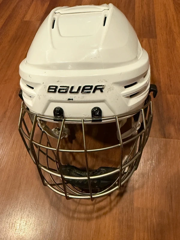 hokejová prilba Bauer Re-Akt 95 s kovovou mriežkou Bauer Pro - 10