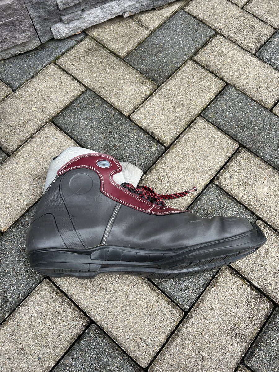 predam topanky na bezkovanie - 10