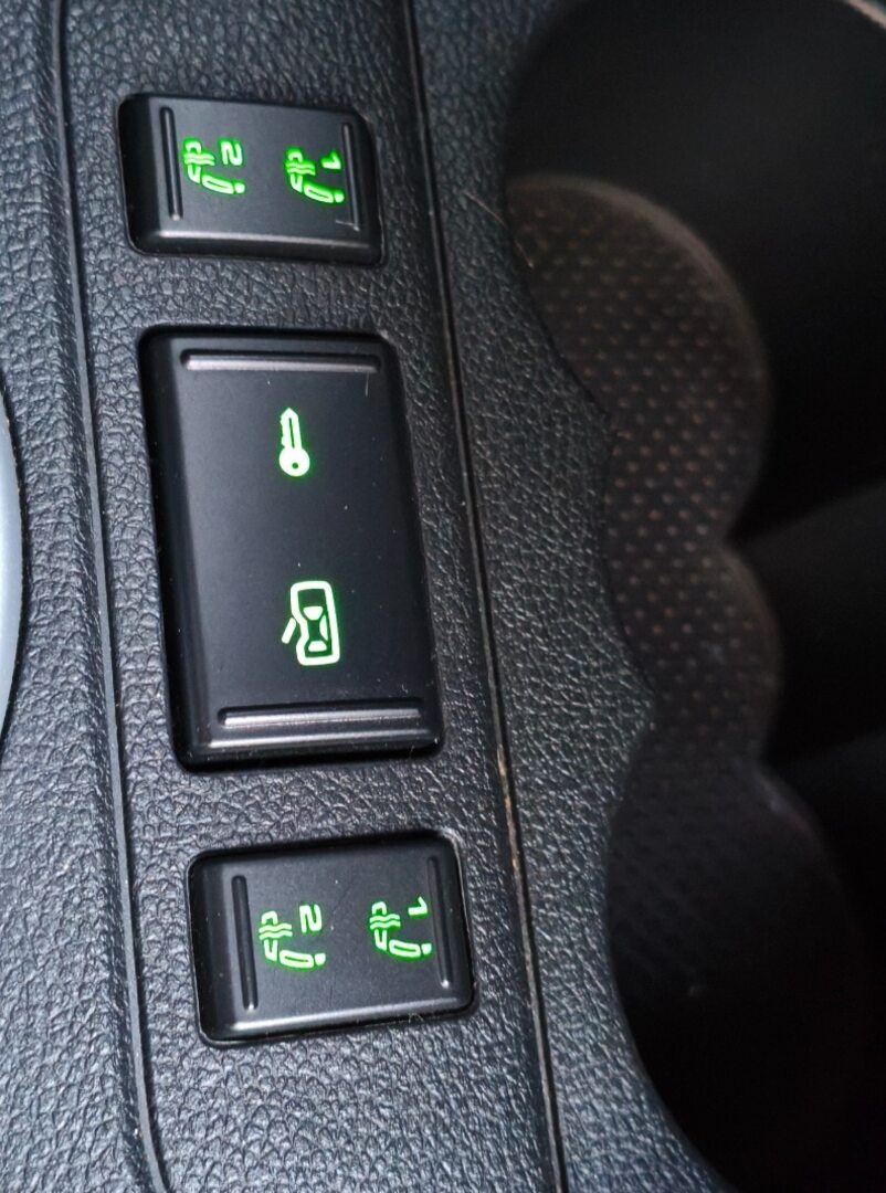 Škoda Roomster 1.6 16V MPI benzín - 10