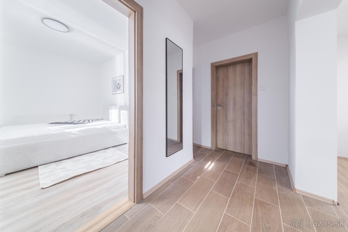 • Tehlový 2,5i RD za hranicami SR • Tornyosnémeti • - 10