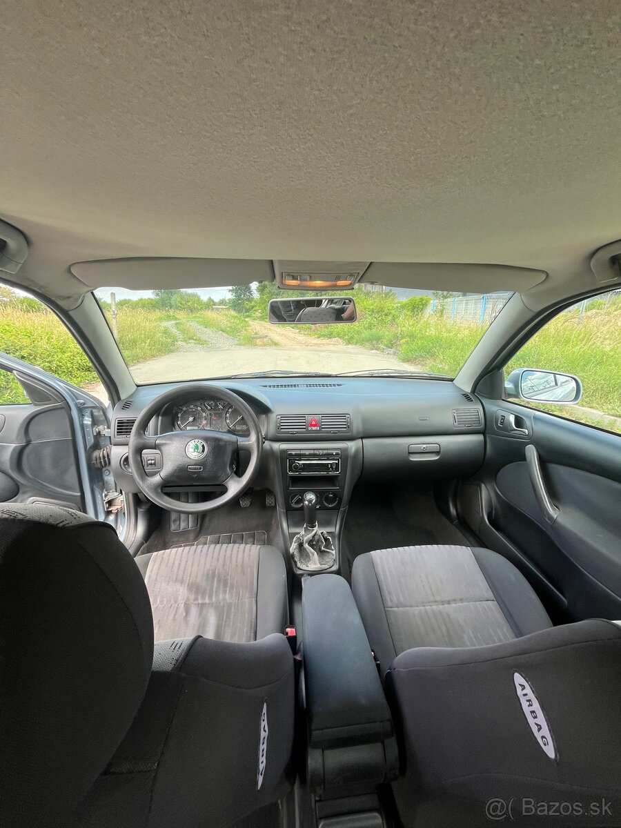 Škoda octavia 1.6 mpi - 10