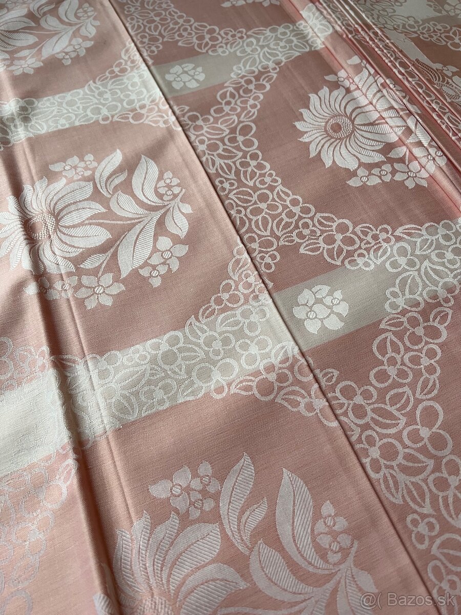 Metráž damašek - 10