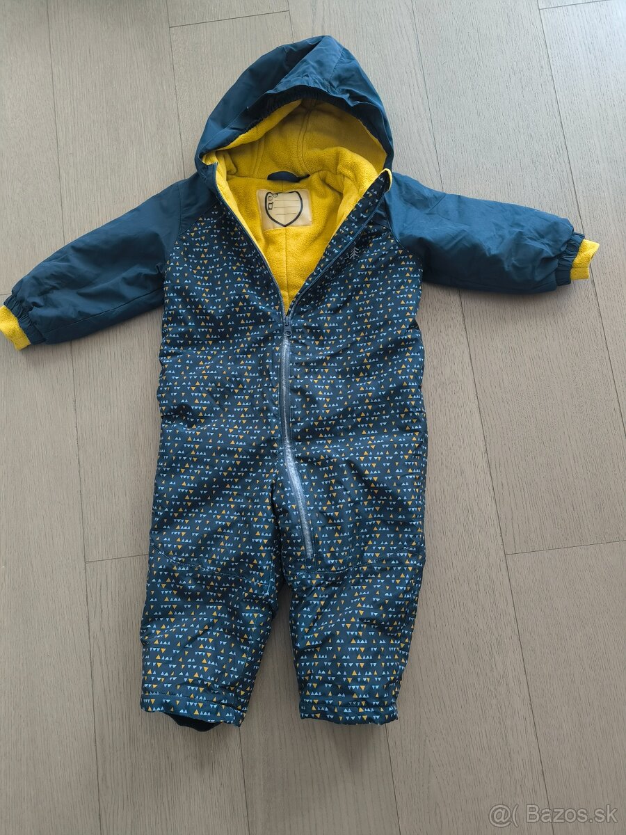 Zimné bundy a kombinézy 92 - 10