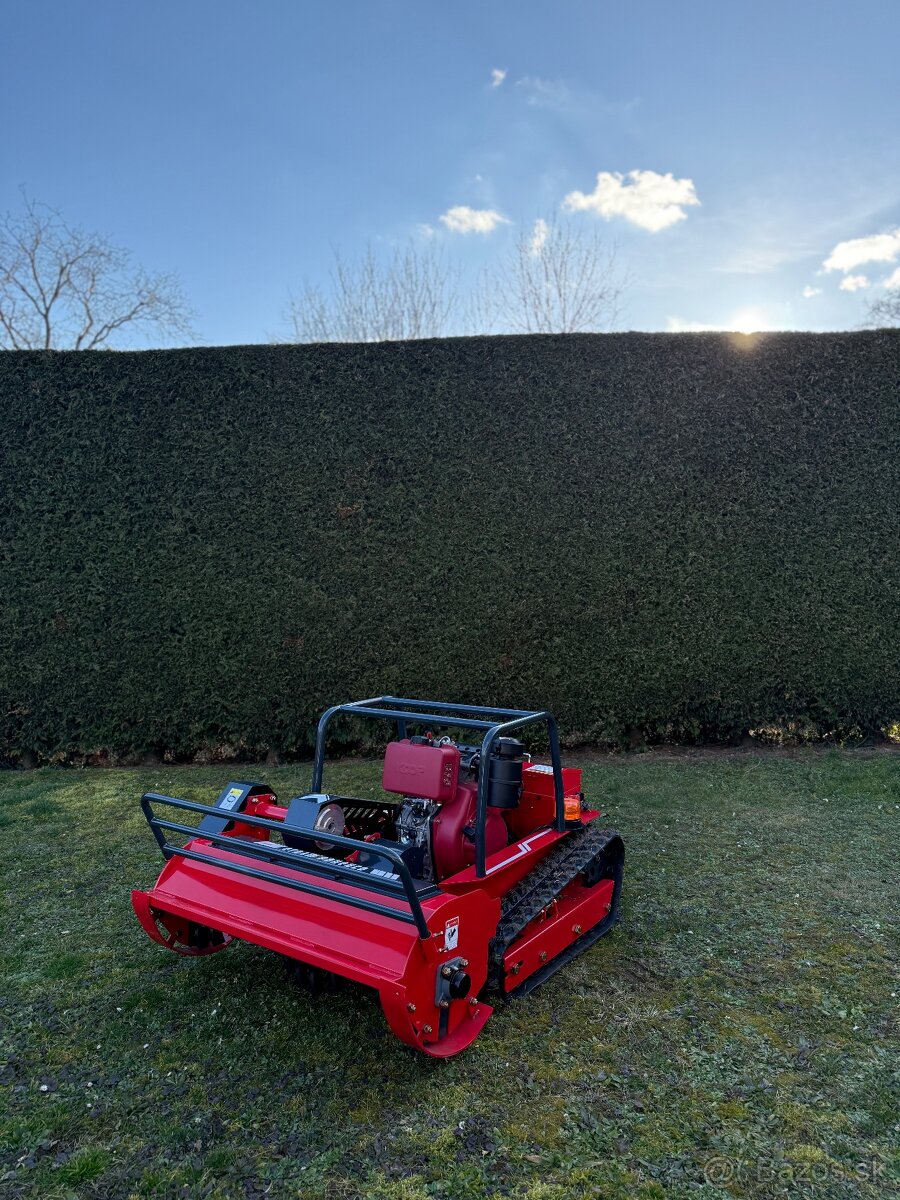 RC pásová kosačka - 10