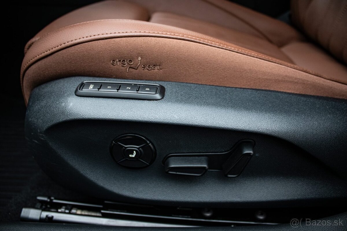 Škoda Superb 2.0 TDI SCR L&K DSG - 10