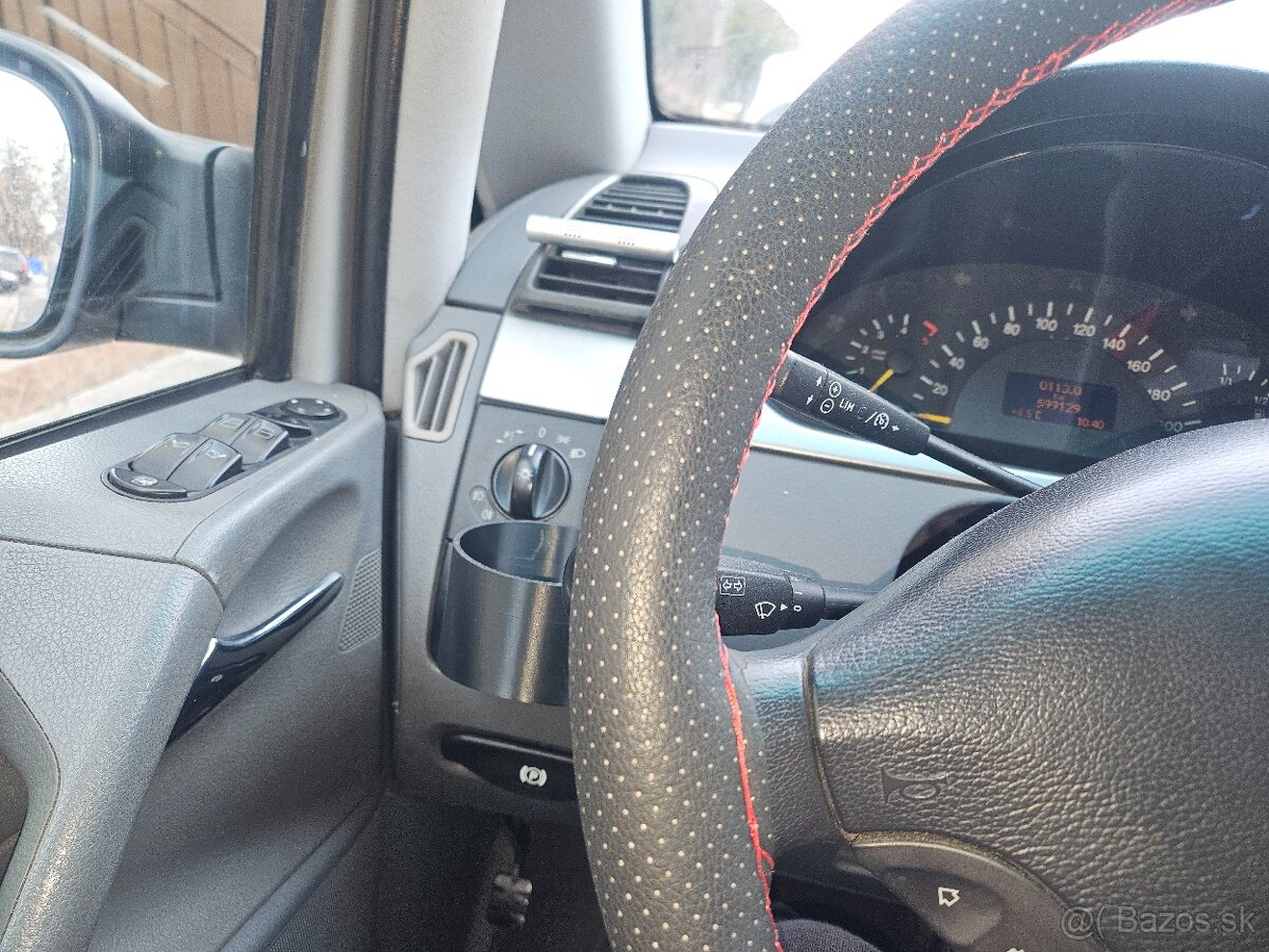 Mercedes Viano - 10