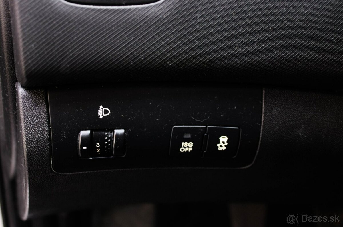 Kia Cee´d SW 1.4 CVVT 16V LX - 10