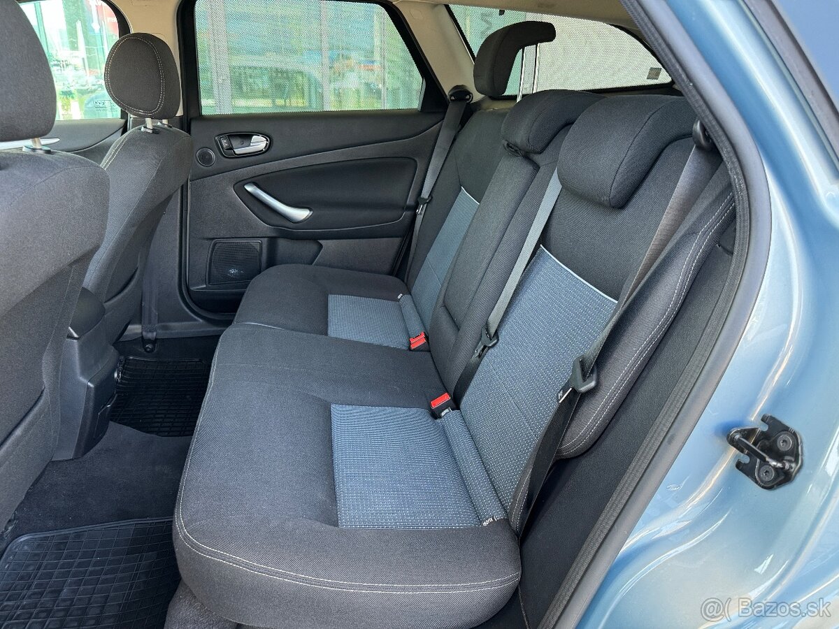 Ford Mondeo Combi 1.8 TDCi - 10