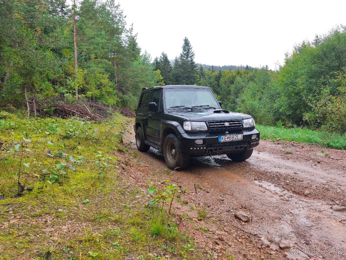 Hyundai Galloper - 10