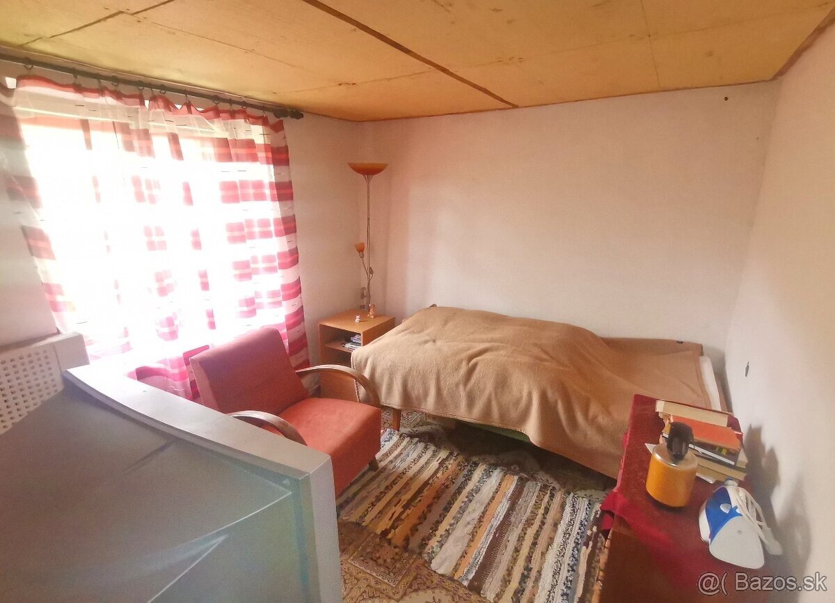 Predaj, rodinný dom v obci Lovinobana, okres Lučenec - 10